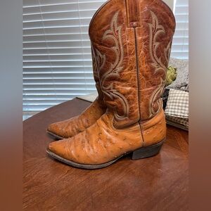 Durango  Leather vintage  Ostrich Cowboy Boots